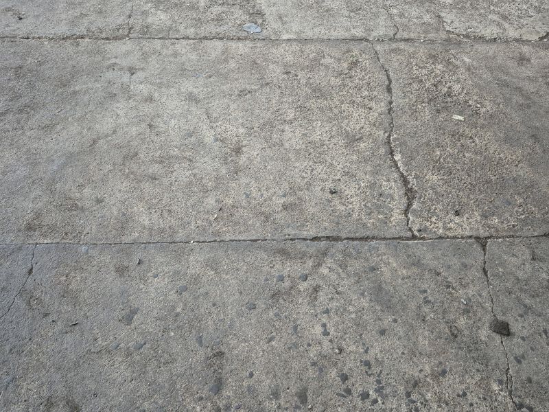Cement Resurfacing in Des Moines, IA